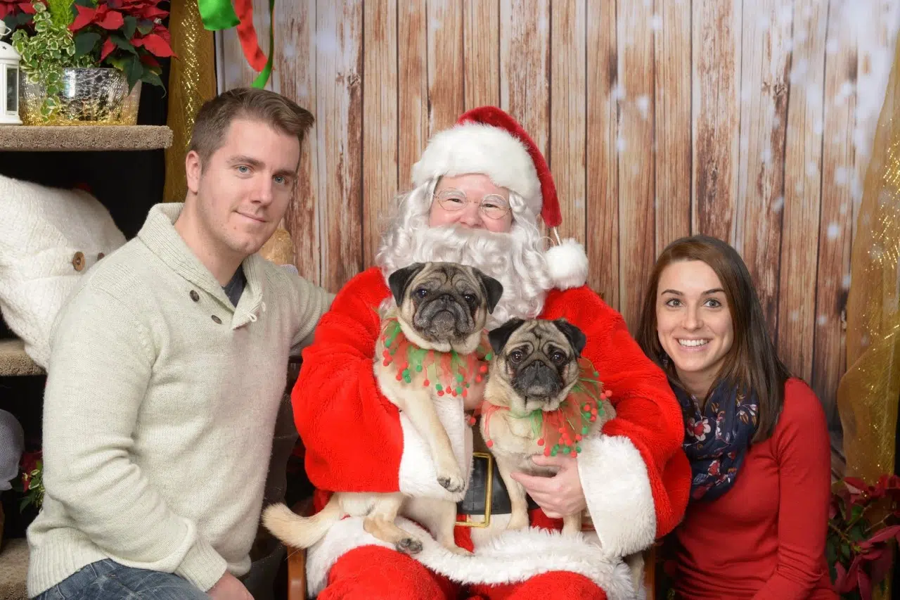 Santa Photo Event at Korna Natural Pet Supplies 93.7 JR Country