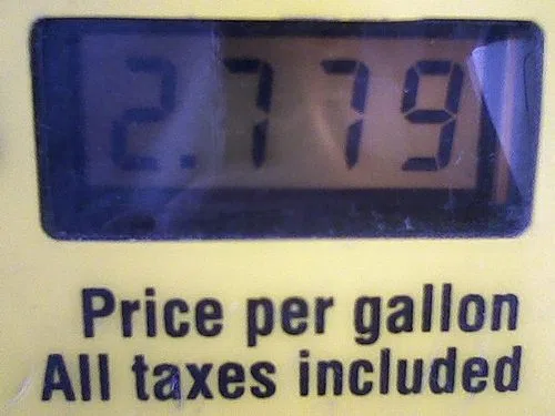 Gas Prices Continue to Drop | Finger Lakes Daily News