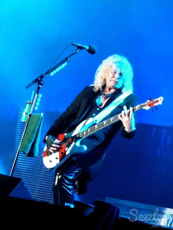 Def Leppard’s Rick Savage Announces His Own Clothing Line [VIDEO] 105