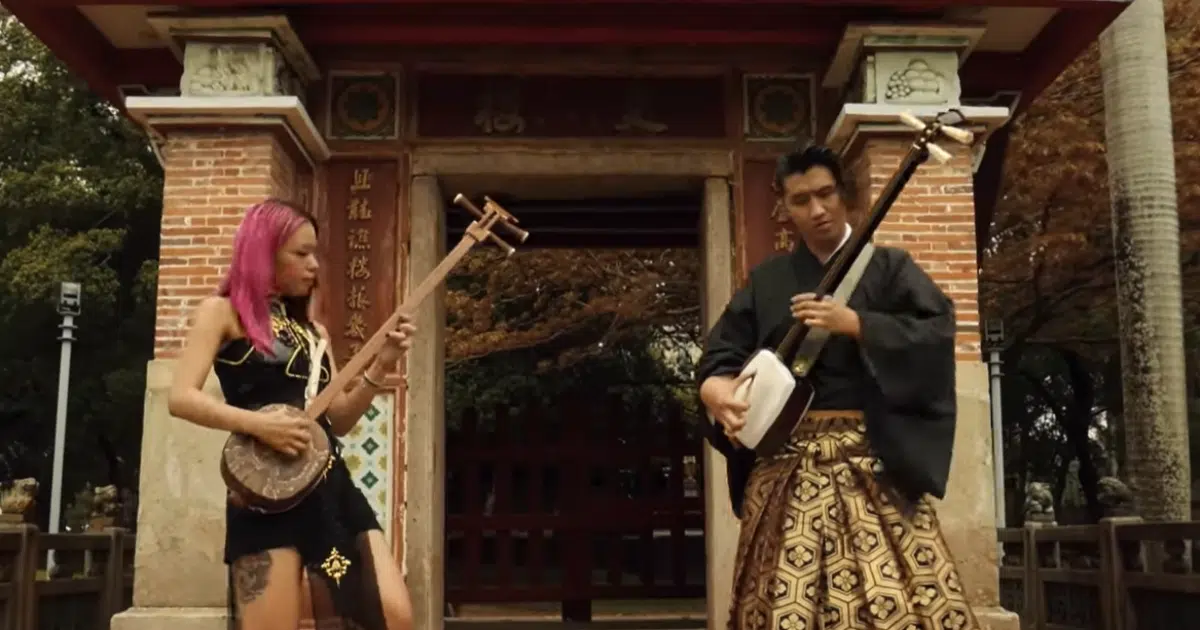 AC/DC “Thunderstruck” Covered by a Traditional Japanese Instrument by a ...