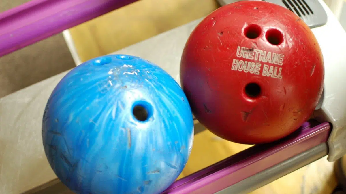 Is This the Best Bowling Shot EVER? [VIDEO] 105.7 WAPL Wisconsin's