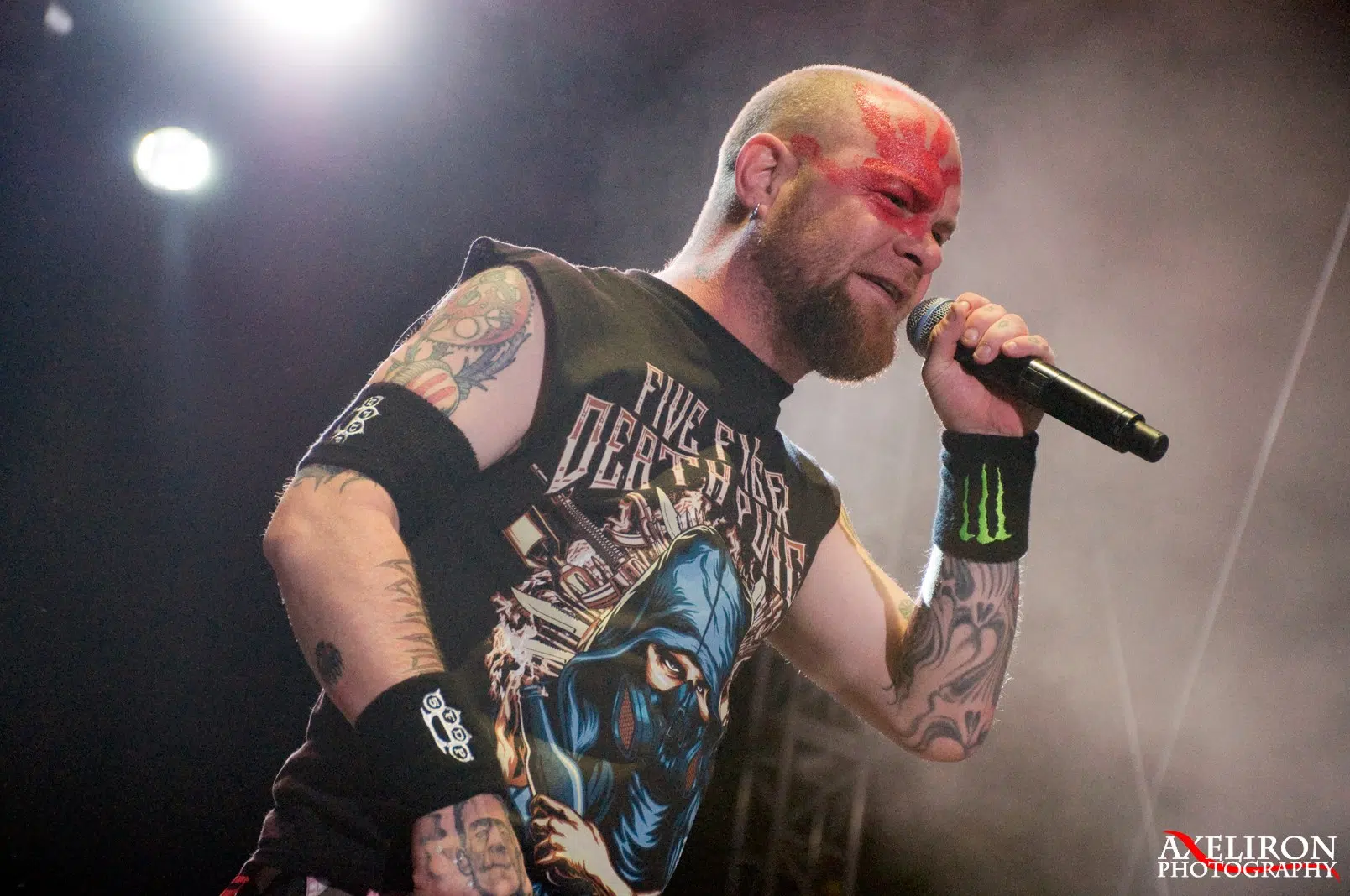 FIVE FINGER DEATH PUNCH Vocalist to Turn His Two Homes Into Recovery Houses