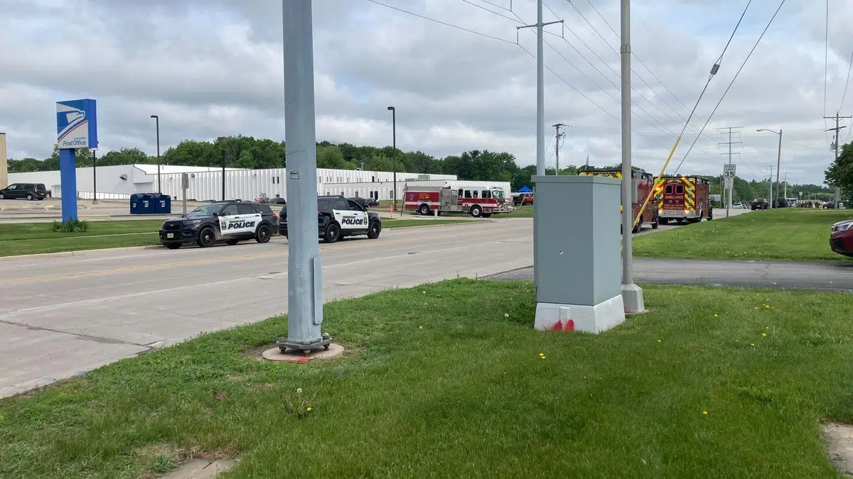 Man arrested after standoff at Green Bay trucking company 105.7 WAPL