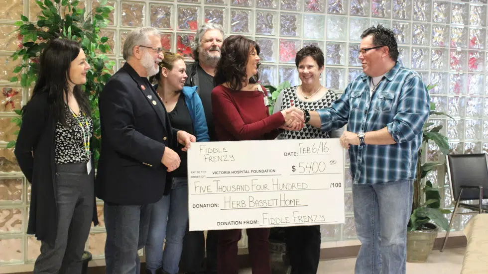 Herb Bassett Home benefits from fiddle frenzy fundraiser paNOW