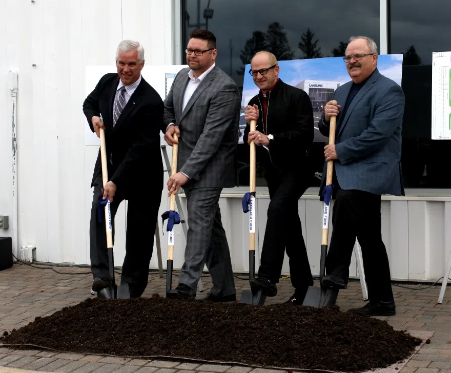 Construction of new Ford dealership begins paNOW
