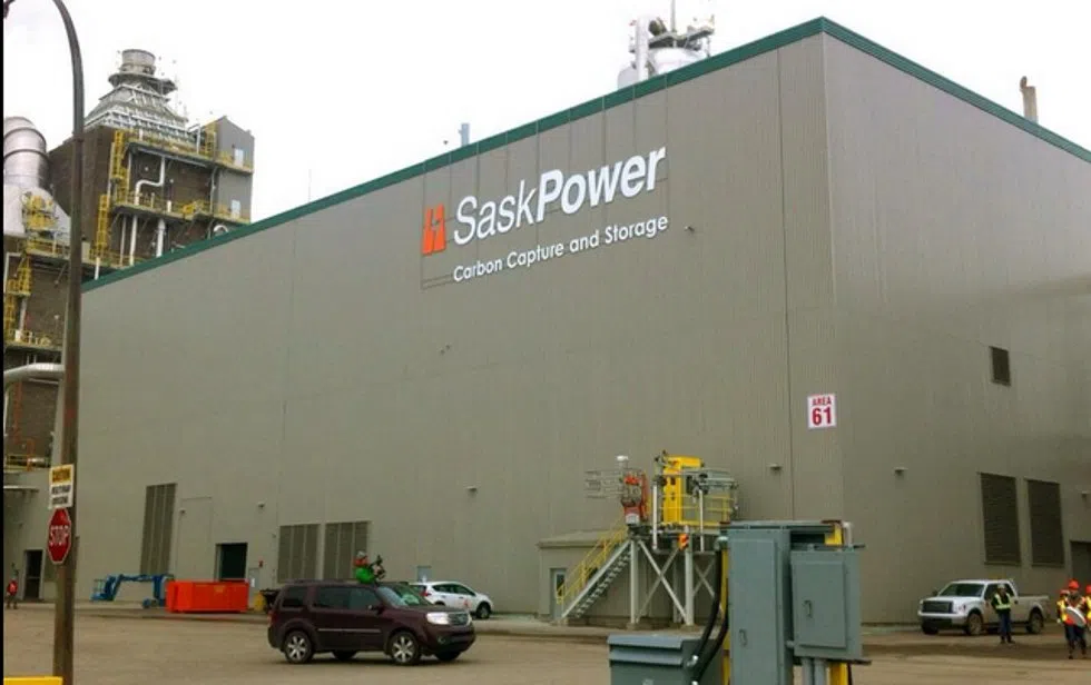 saskatchewan-unveils-world-s-first-carbon-capture-facility-panow