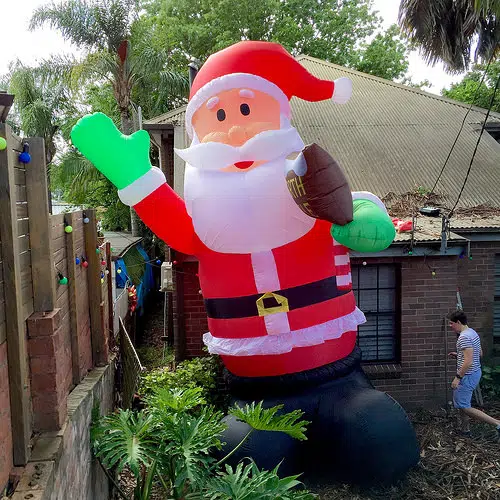 Giant Inflatable Santa Causes Traffic Chaos 107 9 The Fox 1