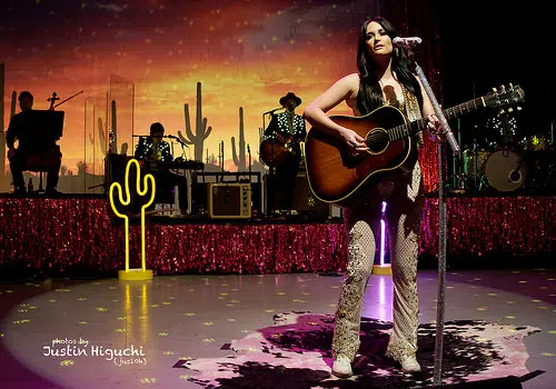 New Kacey Musgraves Video For Space Cowboy Kxdd