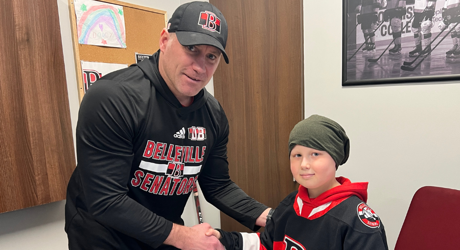 Belleville Senators sign a local boy to a one-day AHL contact - Vimarsana News