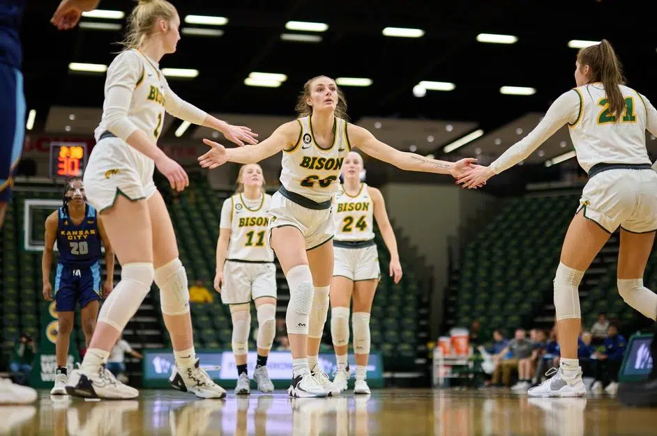 Big Fourth Quarter Lifts Ndsu Womens Basketball Past Kansas City 86 75 Bison 1660 Am 9233