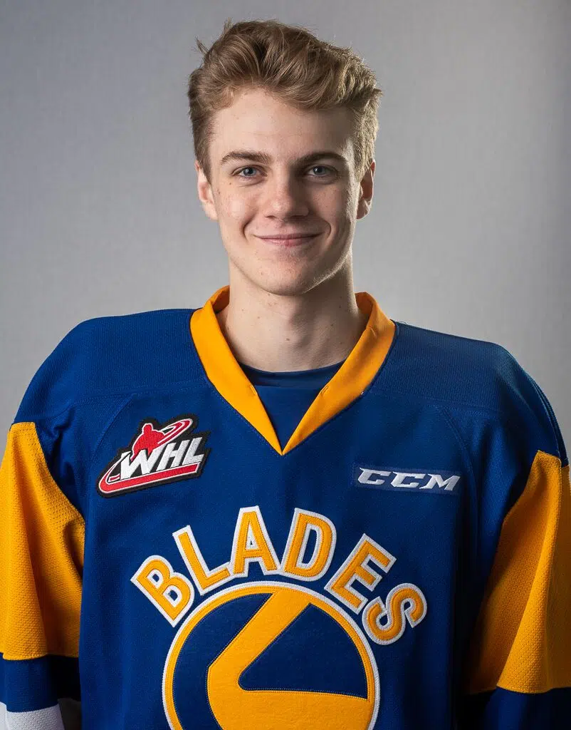 2018-19 WHL Saskatoon Blades #17 Eric Florchuk Game Worn jersey.