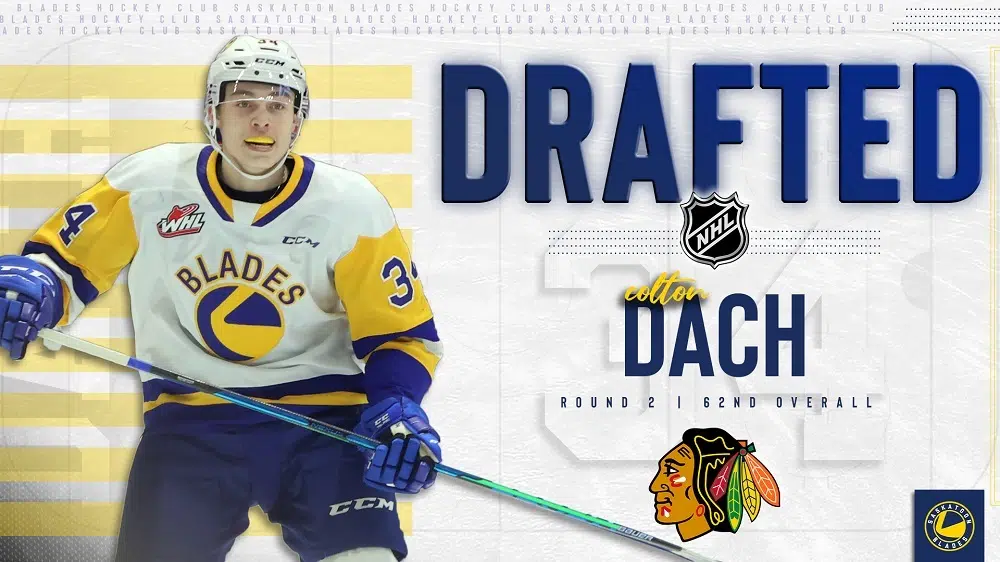Blackhawks choose Blades' Dach with third pick of NHL draft
