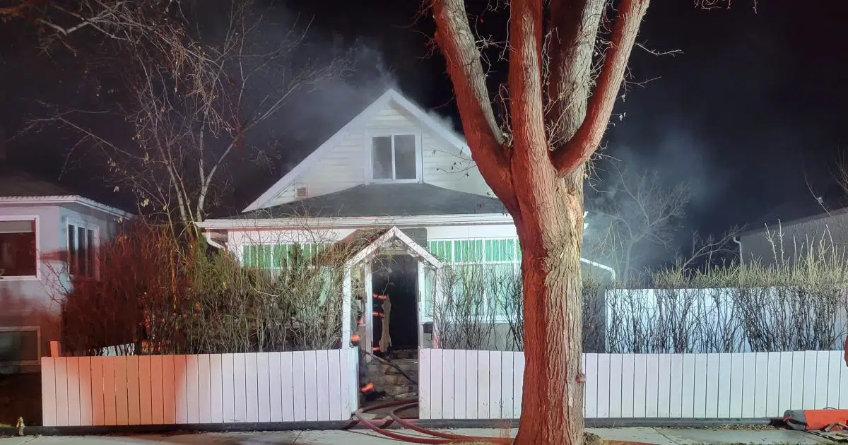 Suspicious house fire in Saskatoon’s King neighbourhood 98COOL