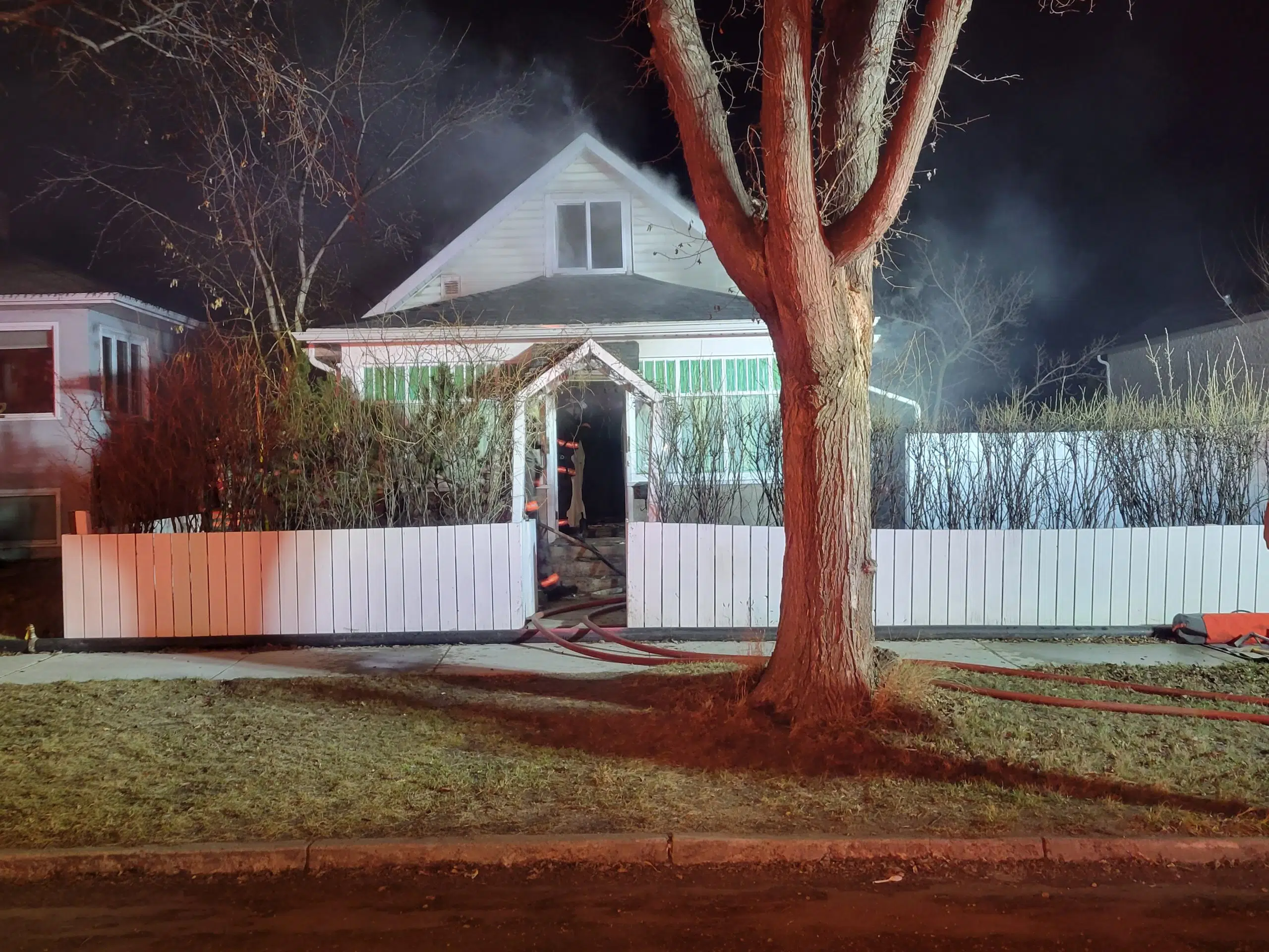 Suspicious house fire in Saskatoon’s King neighbourhood