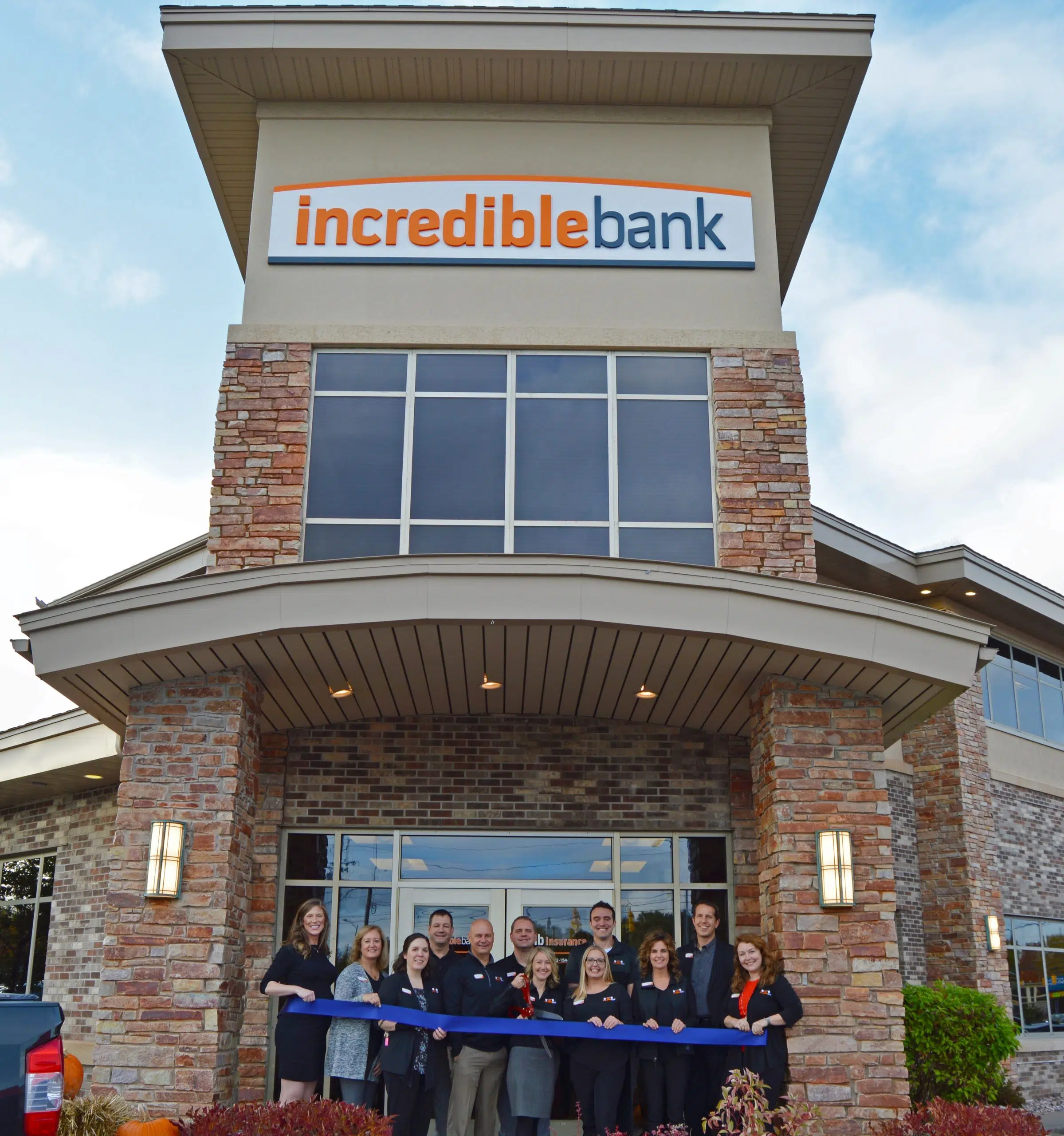 Marquette County Bank Celebrates NameChange