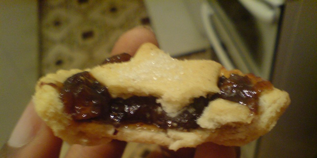 It's "Mincemeat Day" Love the stuff or Hate it ? - Vimarsana News