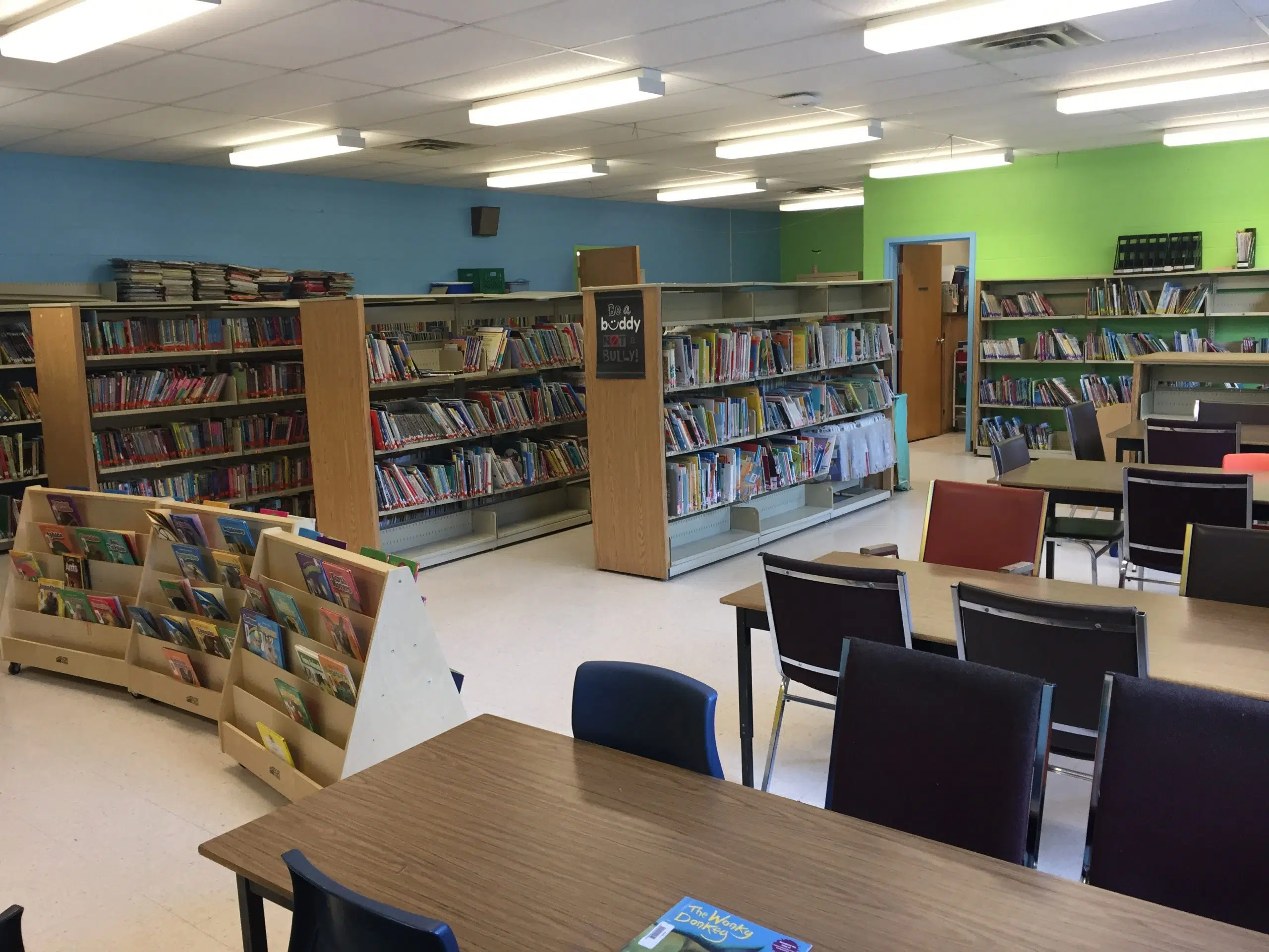 Online Auction To Improve School Library | 97.3 The Wave