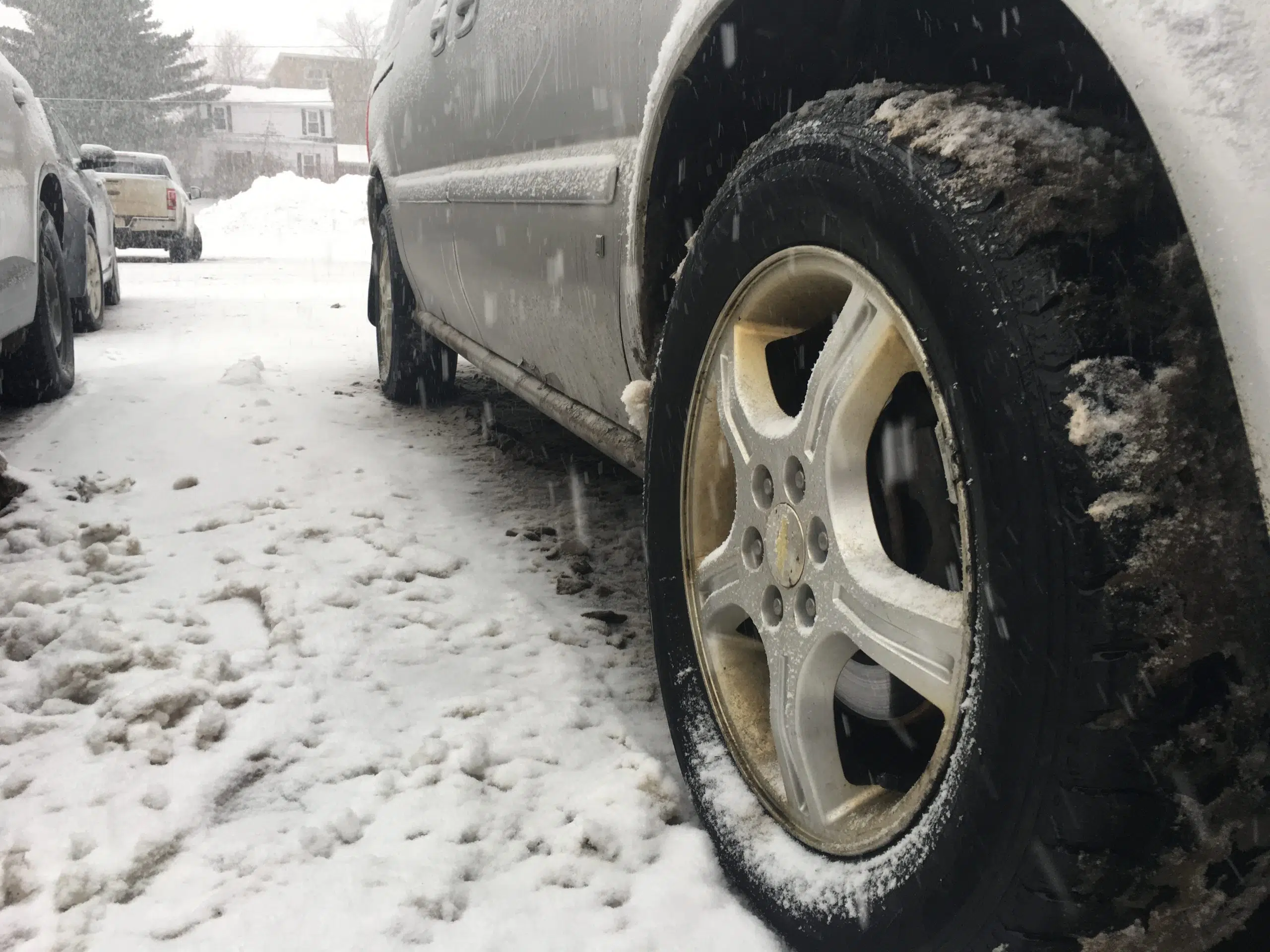 UPDATED: Snowfall Leads To Slick Roads, Collisions