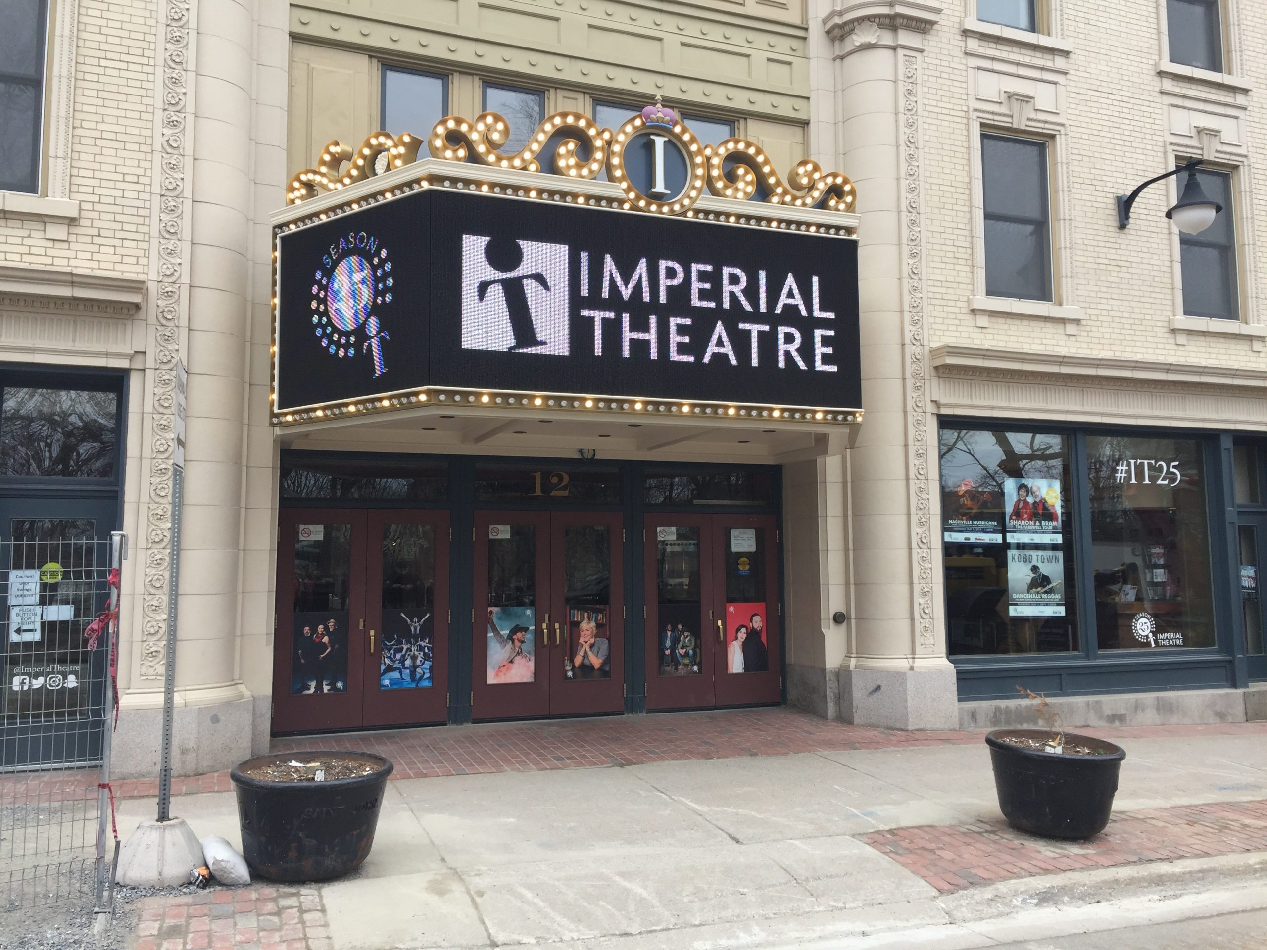 'A Christmas Story' Now Running On Local Stage - Vimarsana News