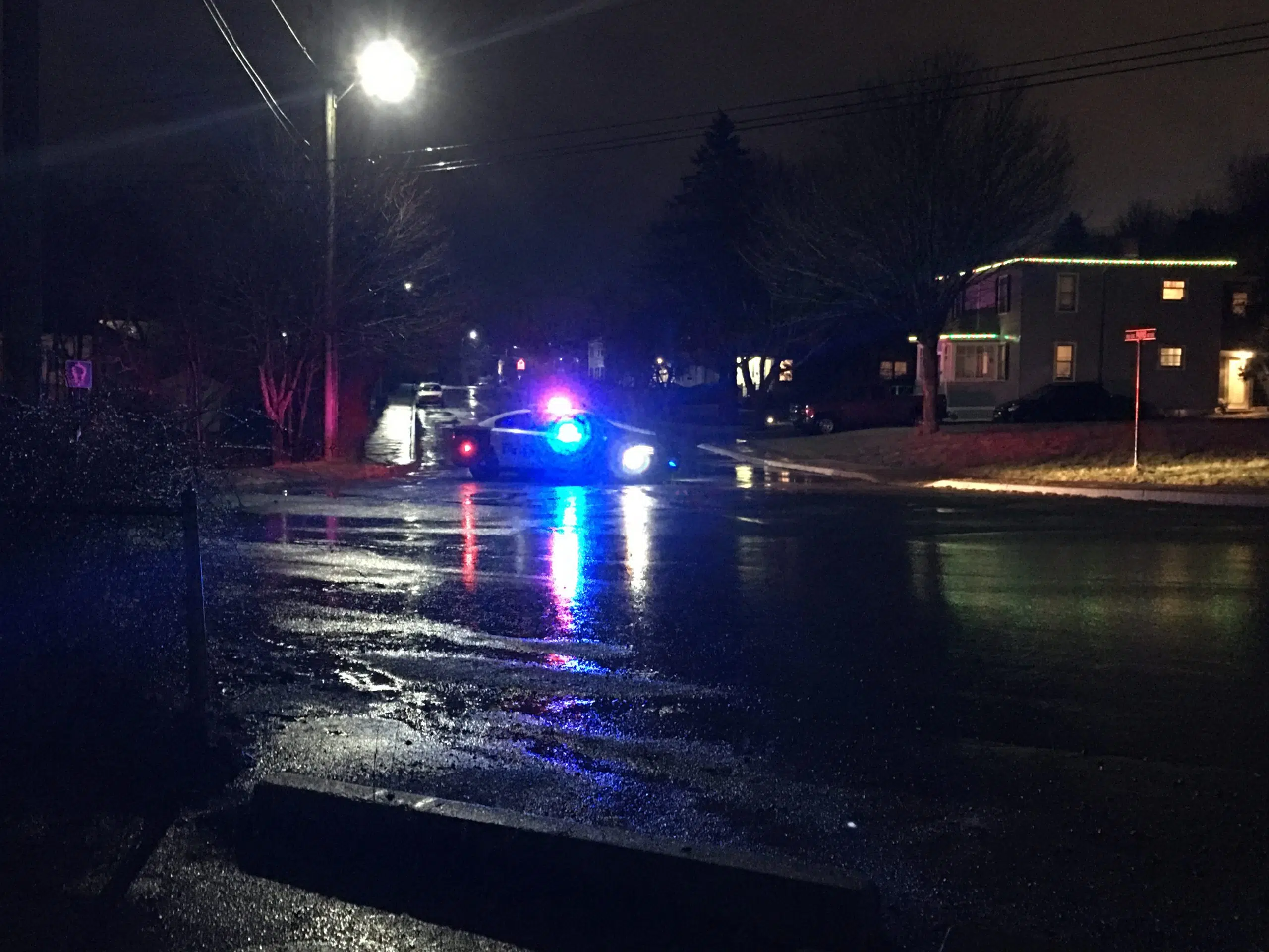 UPDATE One Arrested After Armed Standoff Country 94