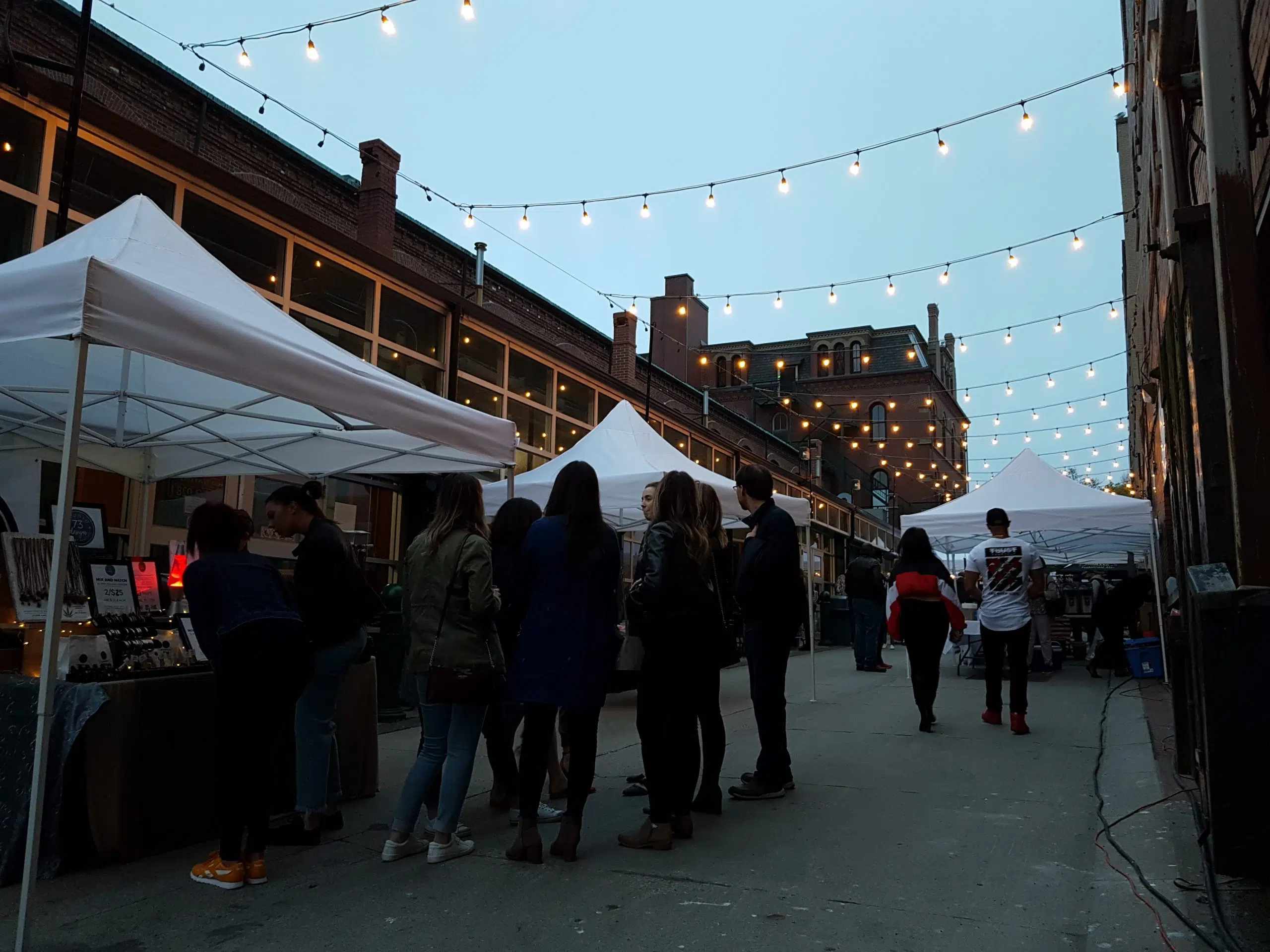 Night Market Returns To The Uptown