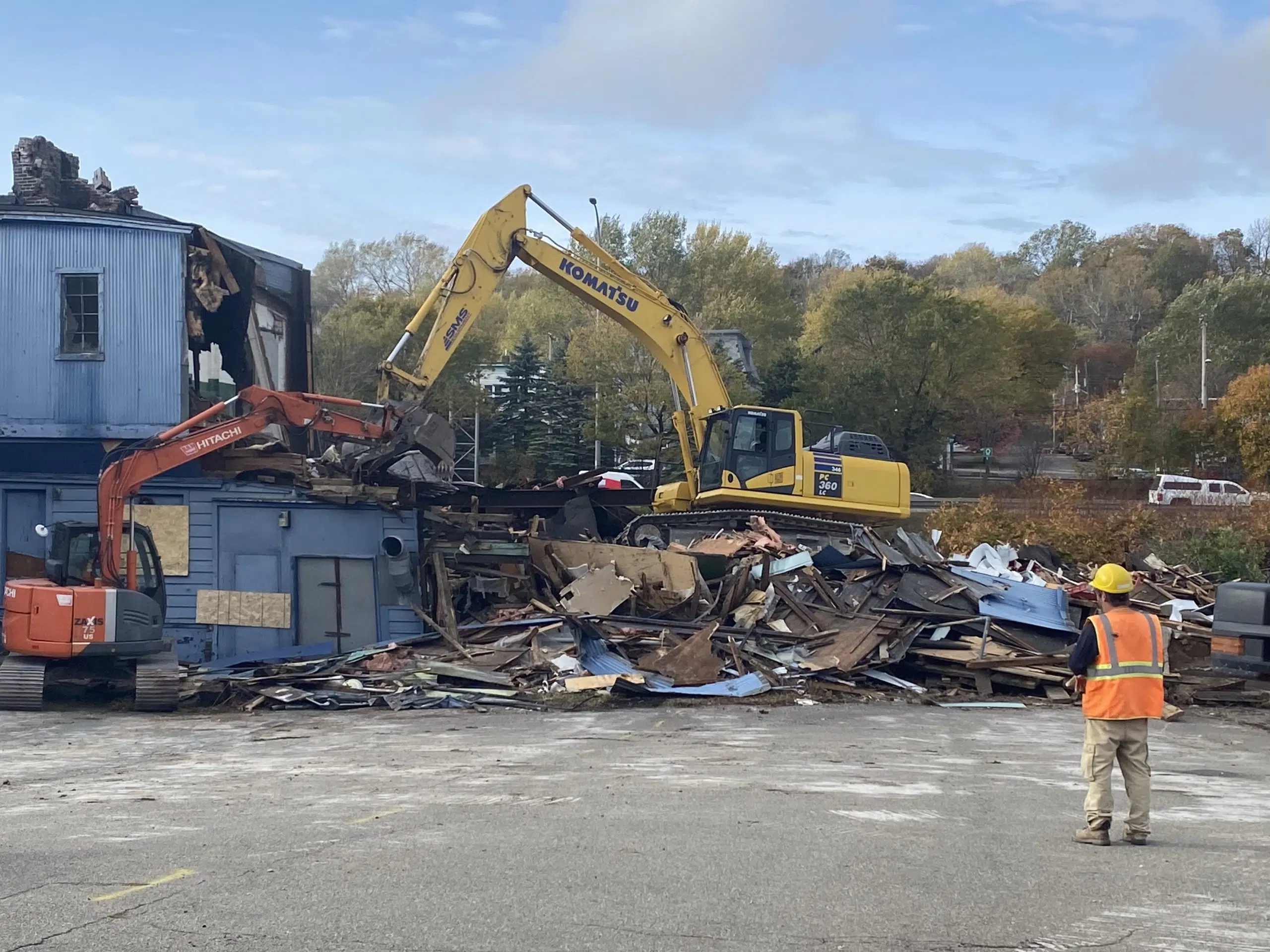 Demolition Begins On City Road Building