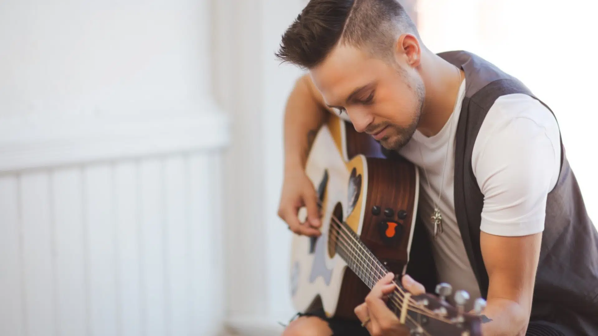 Singer-Songwriter Signs Deal With SSM Nashville