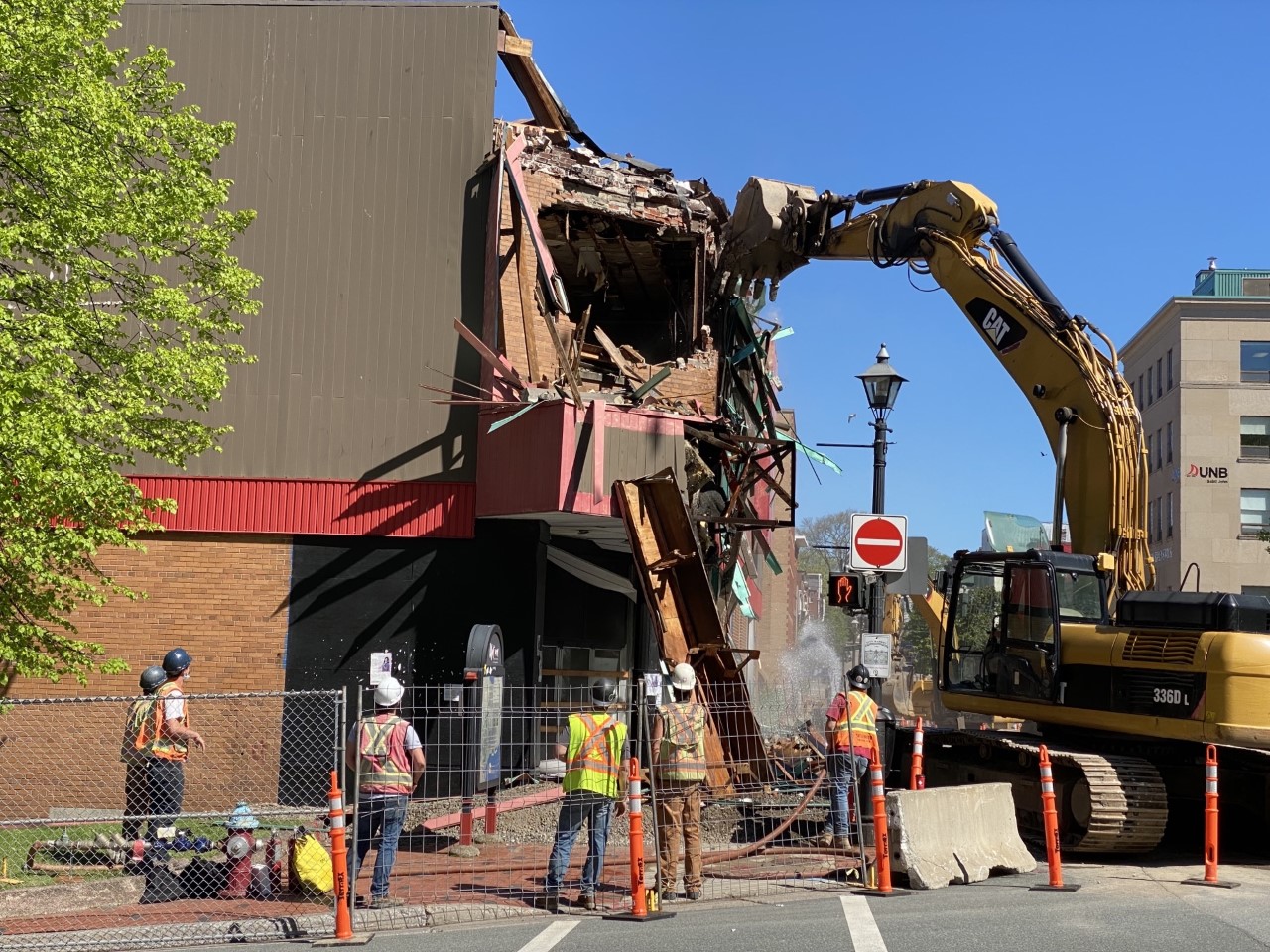 Demolition Underway At 91 King Street - Vimarsana News