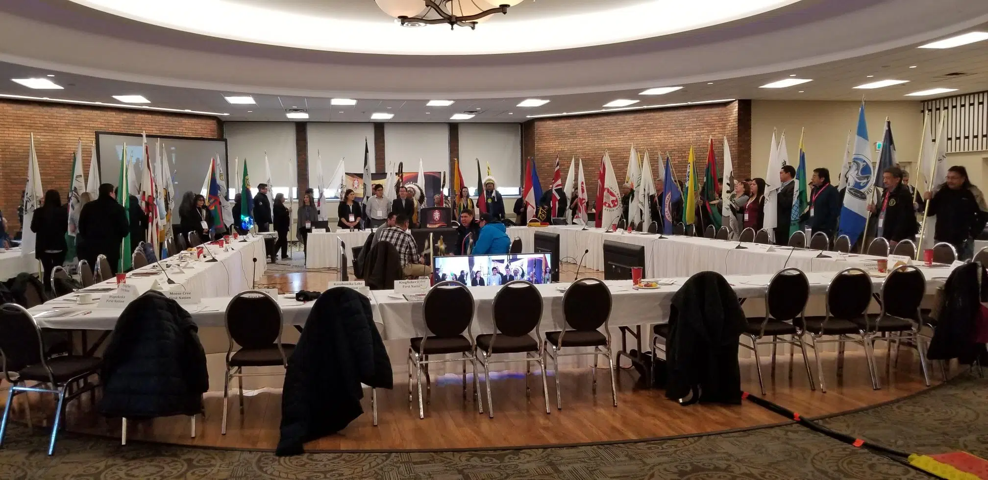 NAN Chiefs Meet In Thunder Bay Country 105 Thunder Bay's Country