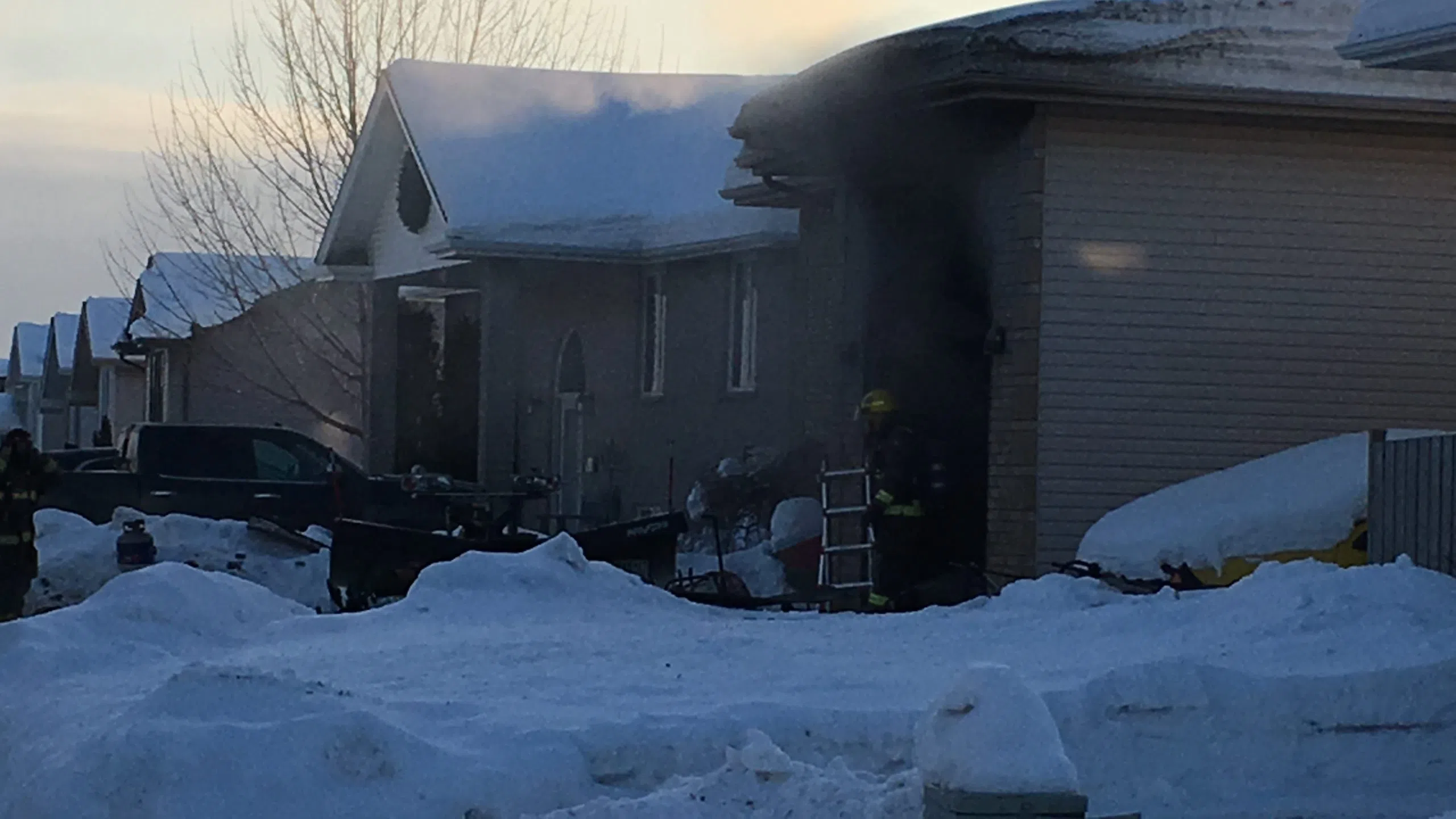 Update Fire On Porcupine Boulevard Country 105 Thunder Bay's Country
