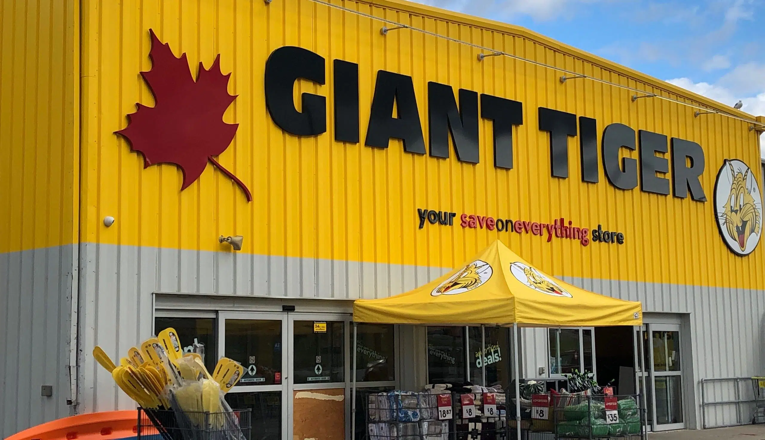 Giant Tiger To Open Next Month, Country 105