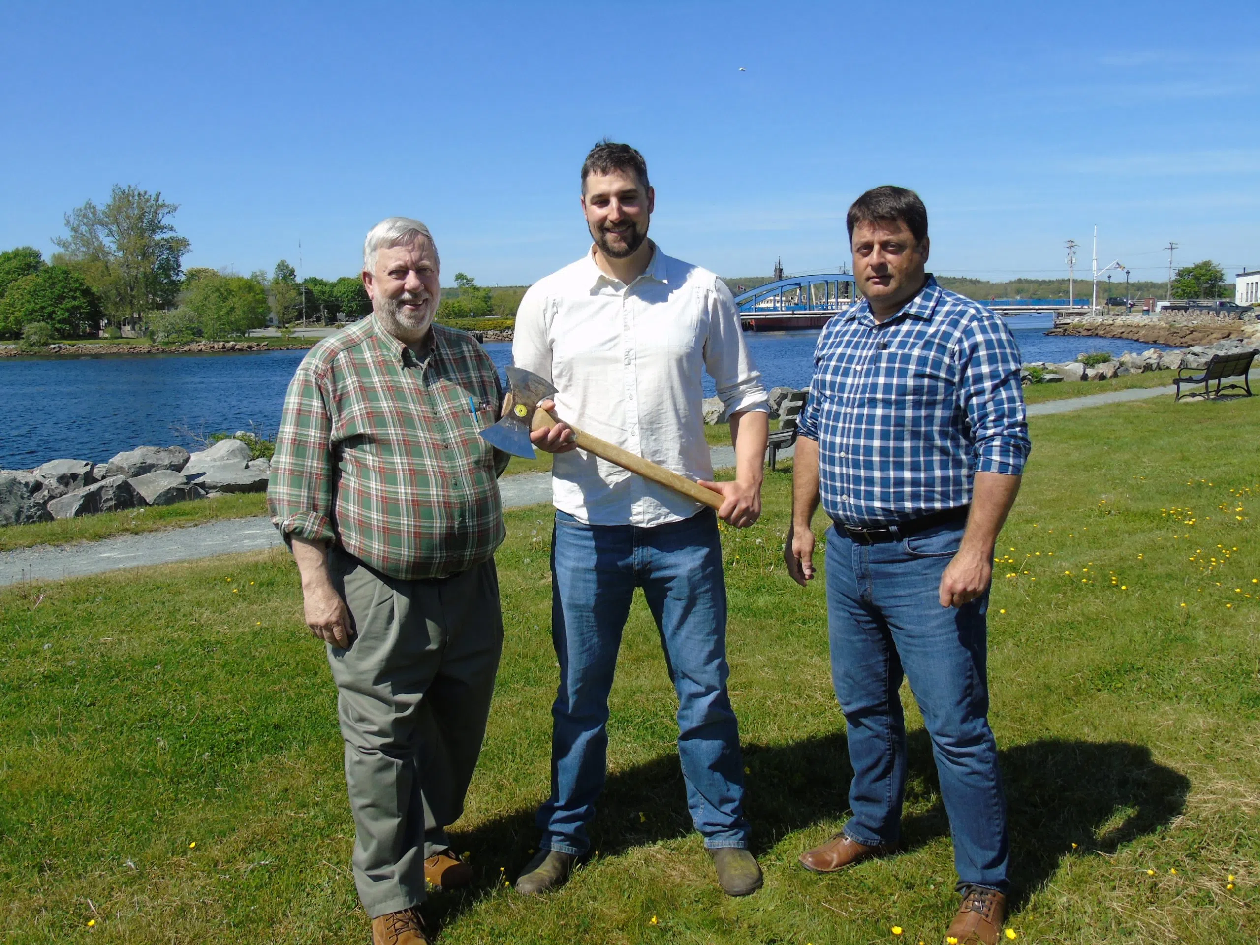 Queens Set To Host Inaugural Canadian National Axe Throwing