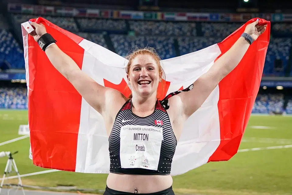 Sarah Mitton sets new Canadian record in shot put