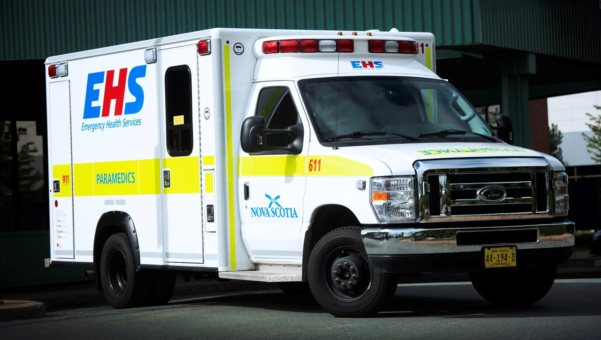 NS to hire 100 non-paramedics for low-risk transfers