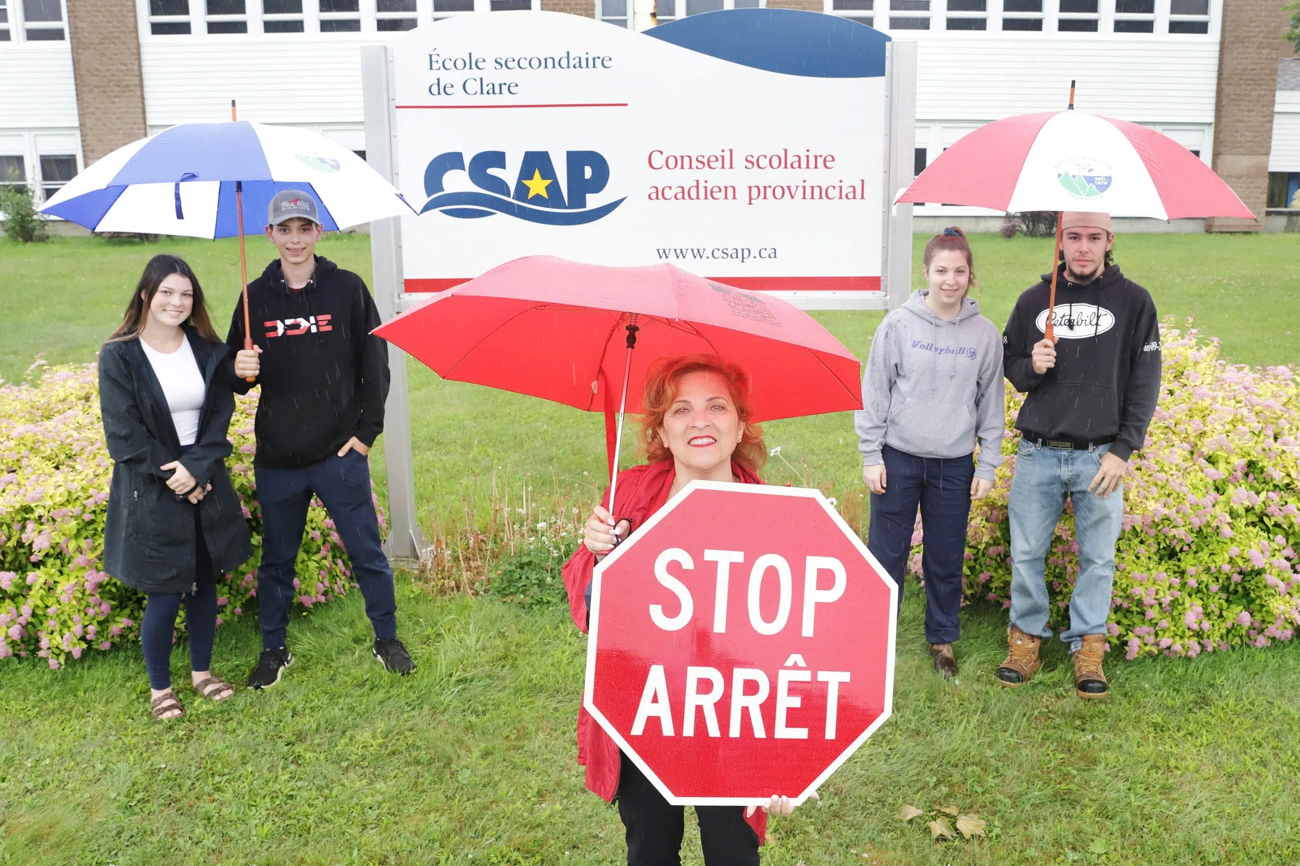 Bilingual Stop Signs Now An Option For Acadian Communities