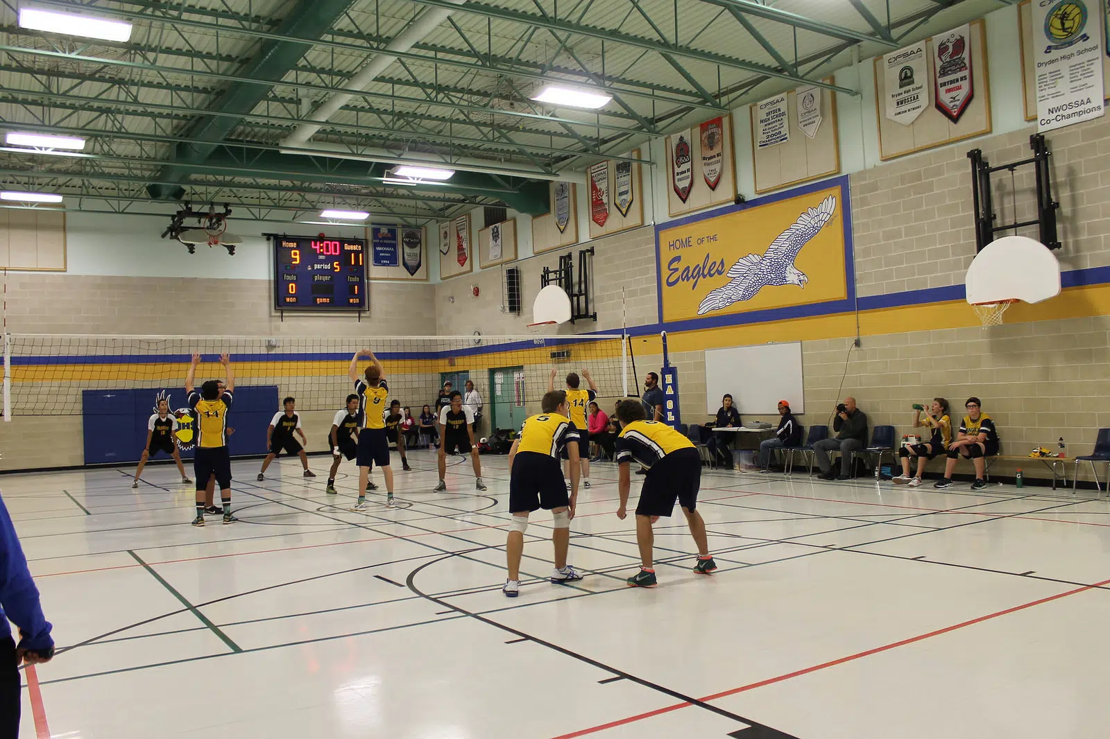 Eagles Take On Muskies On The Court In Fort Frances | CKDR