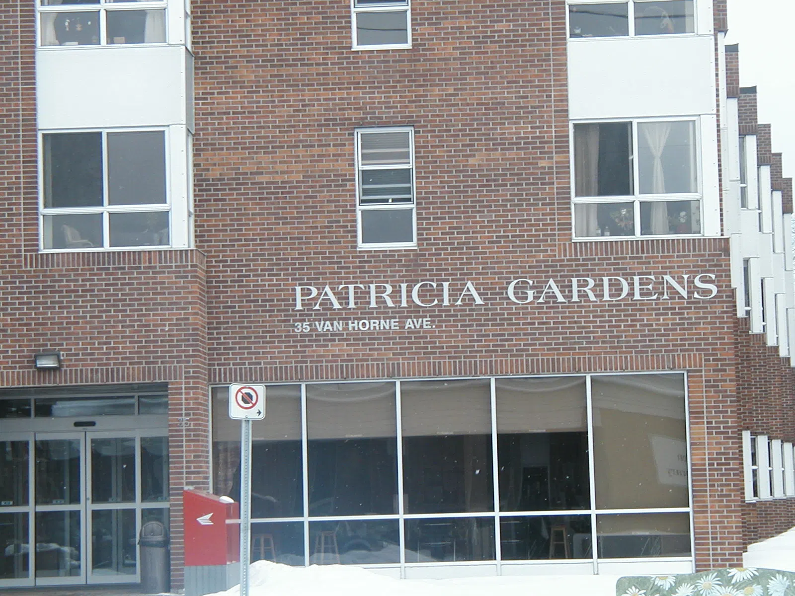 Patricia Gardens Providing A Grocery Shopping Program CKDR