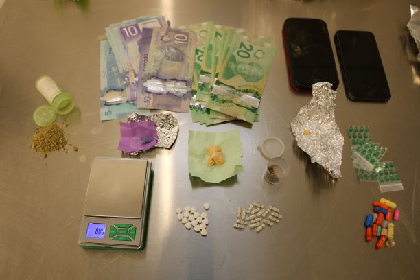 Drugs Seized In Fort Frances Traffic Stop - Vimarsana News
