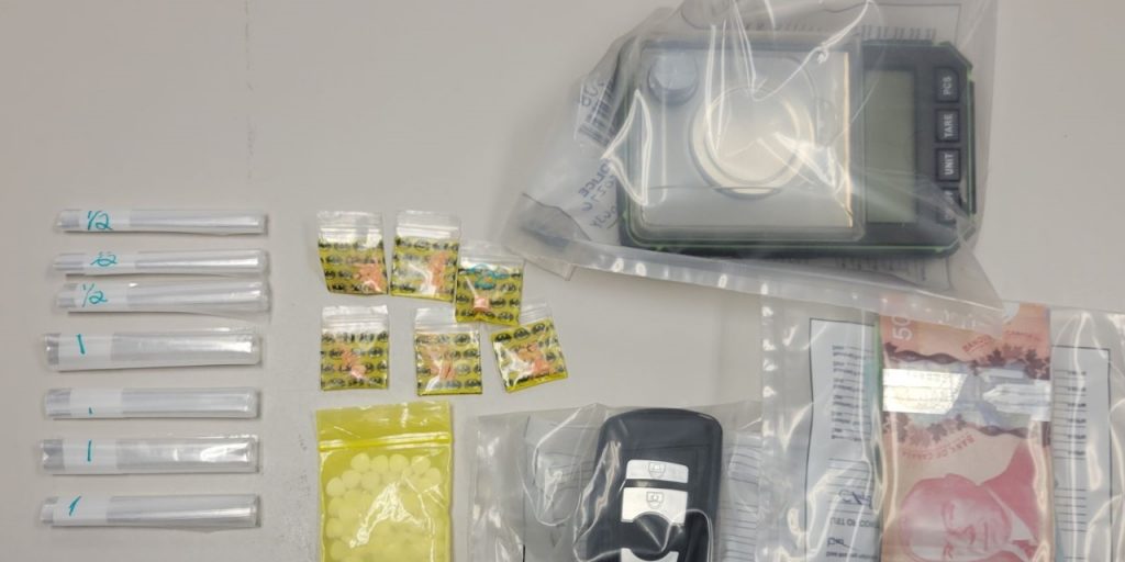 Three Charged In Kenora Drug Bust - Vimarsana News