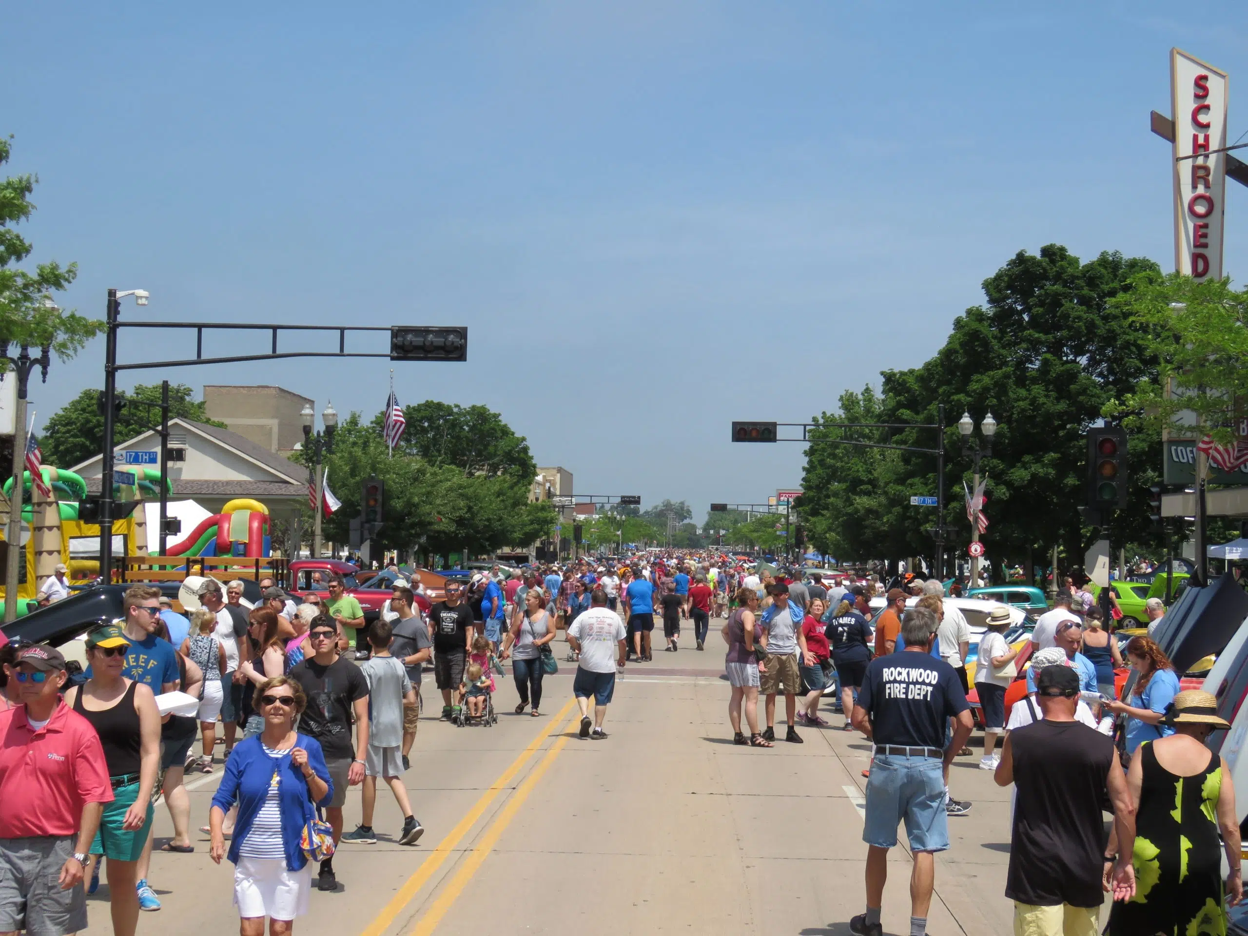 Two Rivers Farmers/Crafters Market to Move Locations During Cool City