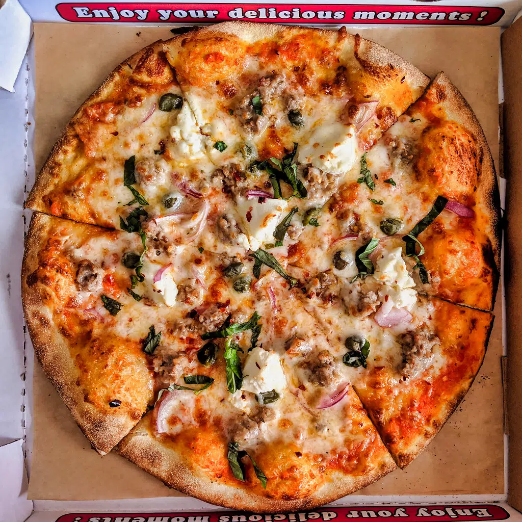 pizza-is-the-most-popular-takeout-food-in-the-world-mix-97