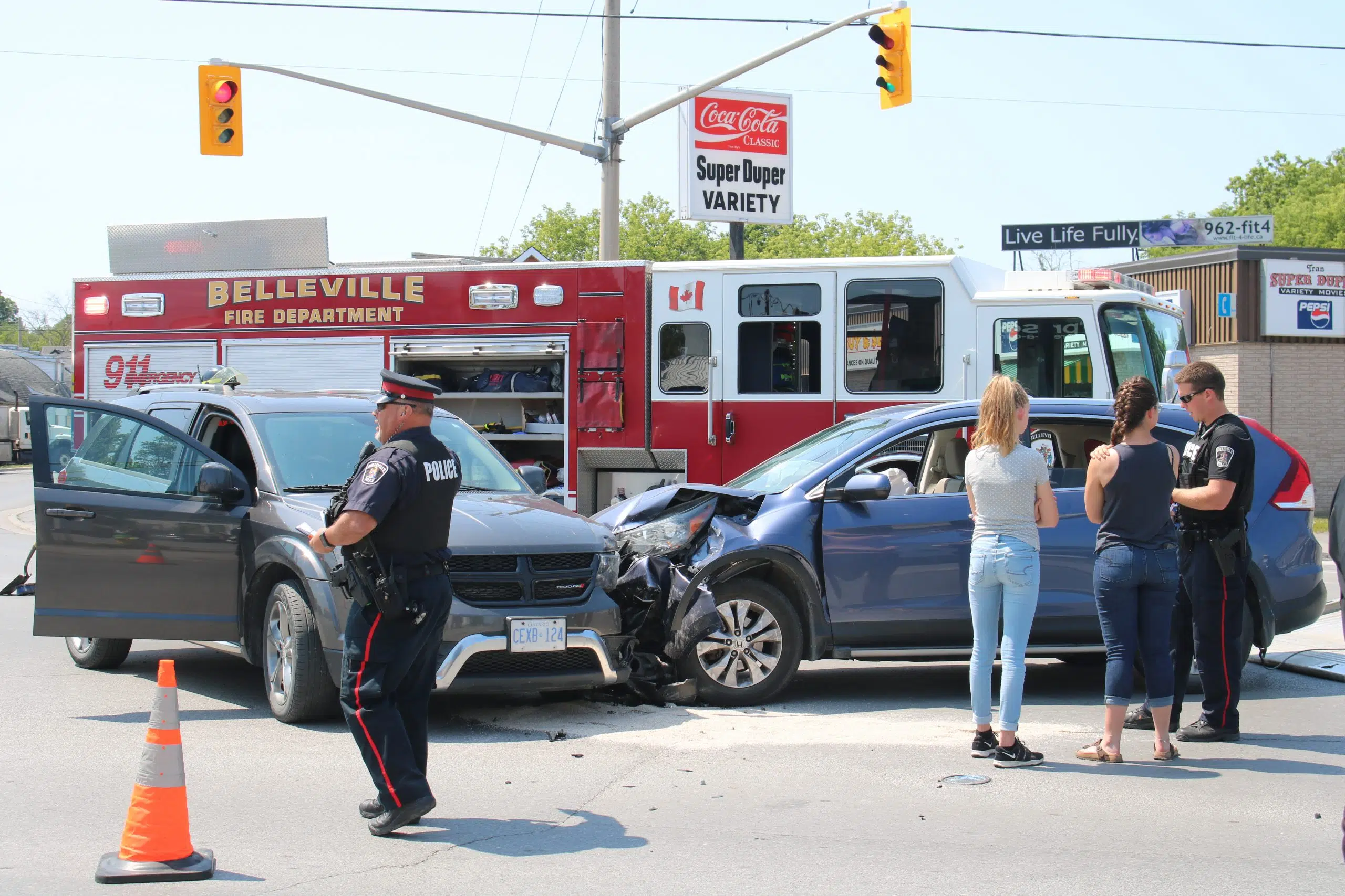 Crash causes traffic tie ups at Moira and Coleman Streets Quinte News