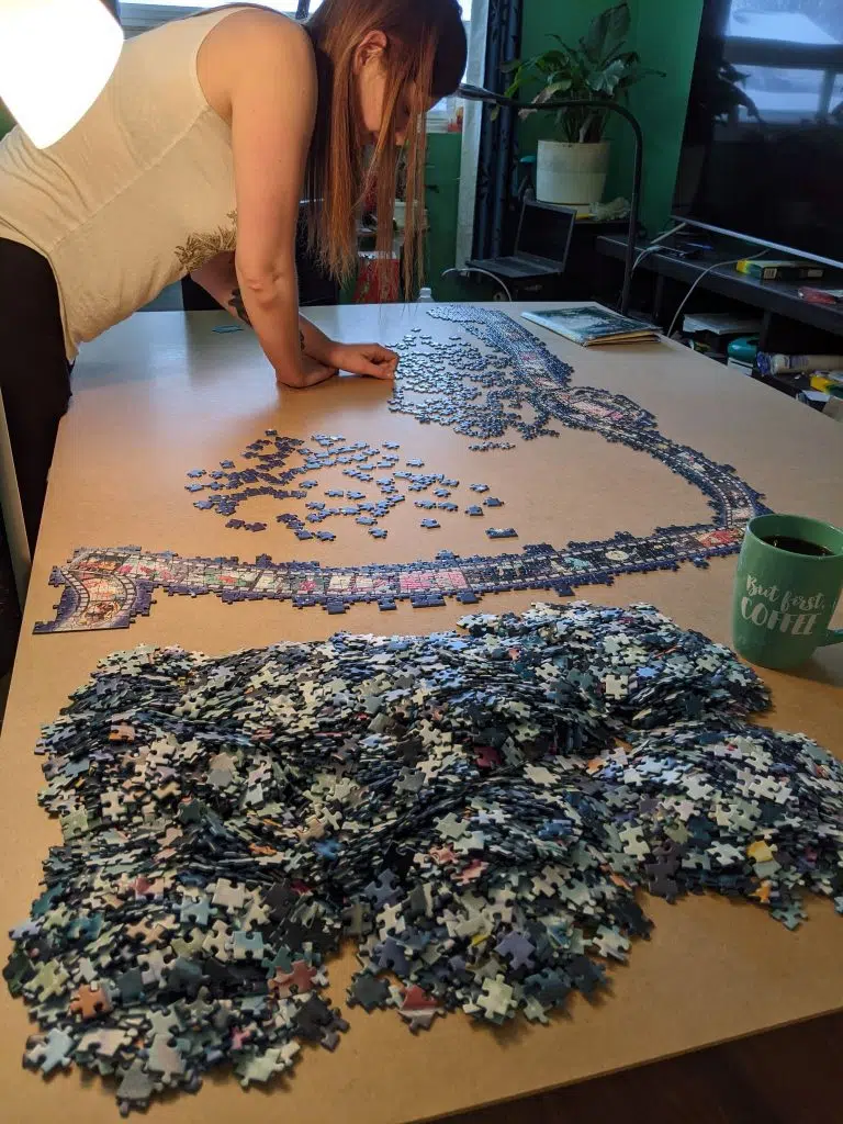 Belleville, Ont. woman completes 40,000 piece puzzle in record