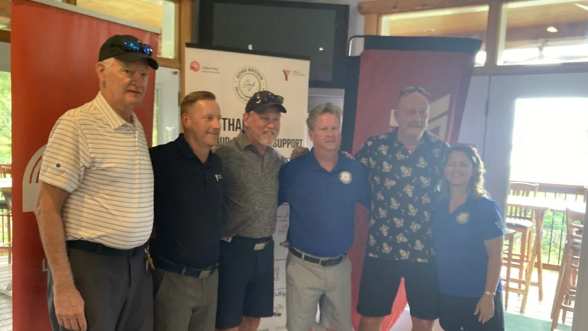 COMMUNITY SPOTLIGHT NHL Legends Iafrate Gill and Robinson show support