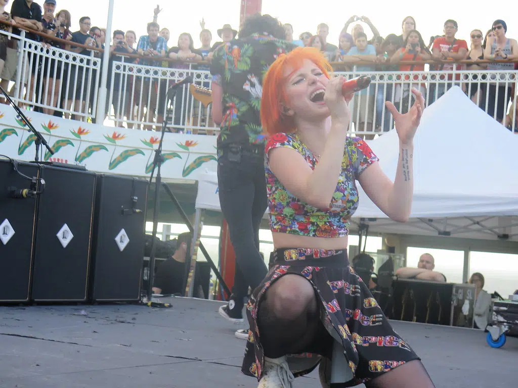 paramore tour france