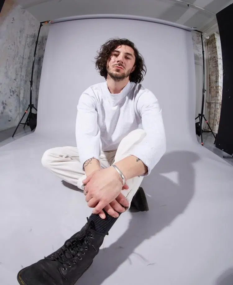 Turn This One Up NOW: “Didn’t Even Know What I Was Looking For” by Jaws