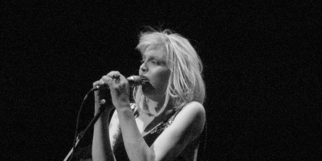 Courtney Love Reveals Kurt Cobain's Early Lyrics To 'Smells Like Teen Spirit' - Vimarsana News