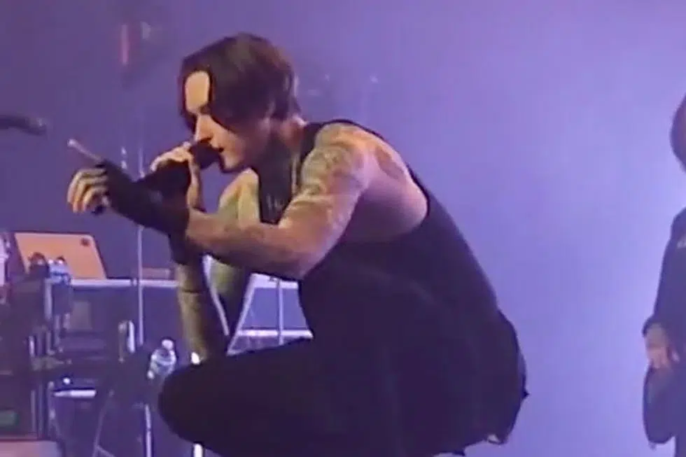 Bad Omen To Break Rule 102.9 The Buzz