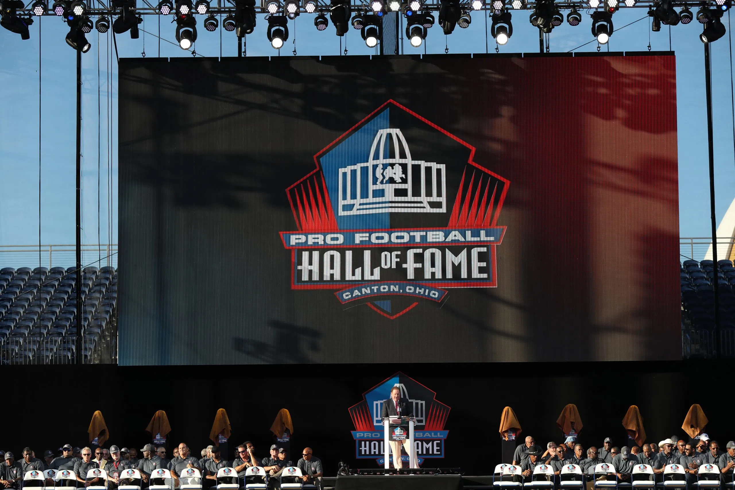 Why Robert Brazile made the Pro Football Hall of Fame - ESPN - Tennessee  Titans Blog- ESPN