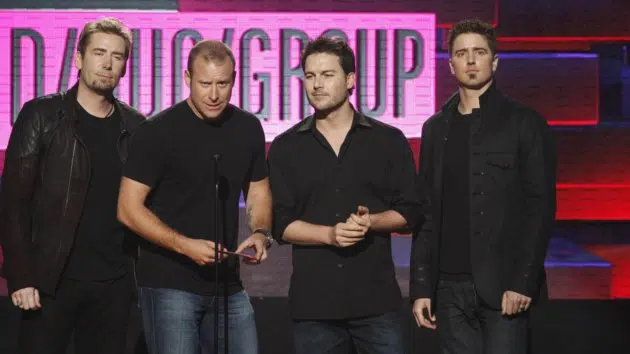 Watch Nickelback members cover The Tragically Hip backstage | 98.7 WNLC